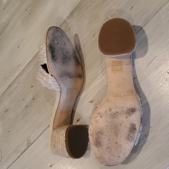 Andre Assous raffia slide heel sandal size 37 cream/beige/tan, leather sole - Picture 7 of 9